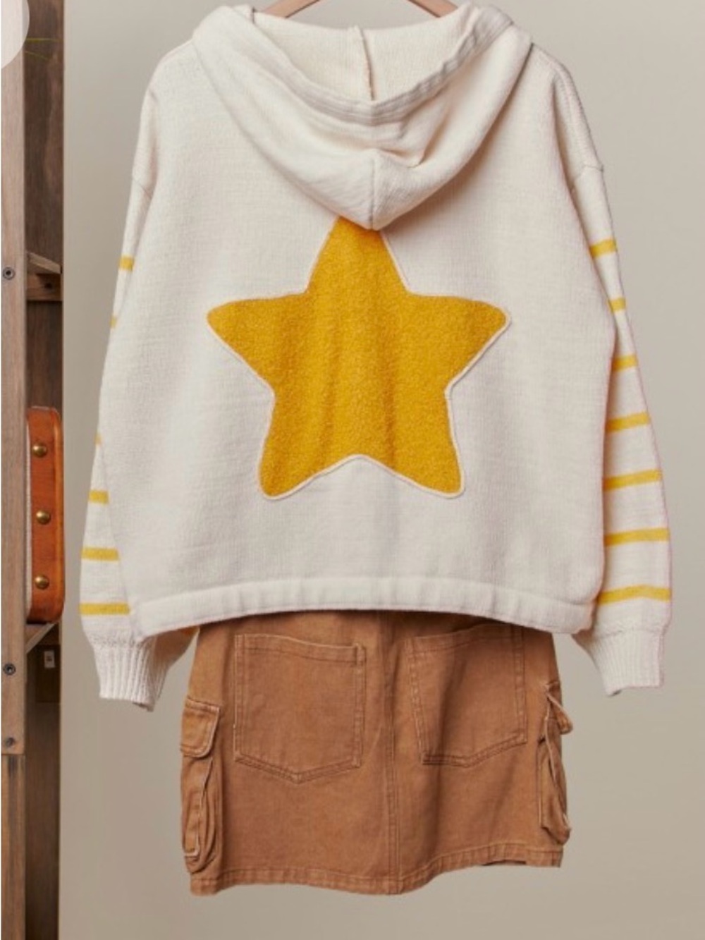 Mello Cream & Yellow Star Hooded Cardigan - - Picture 1 of 2